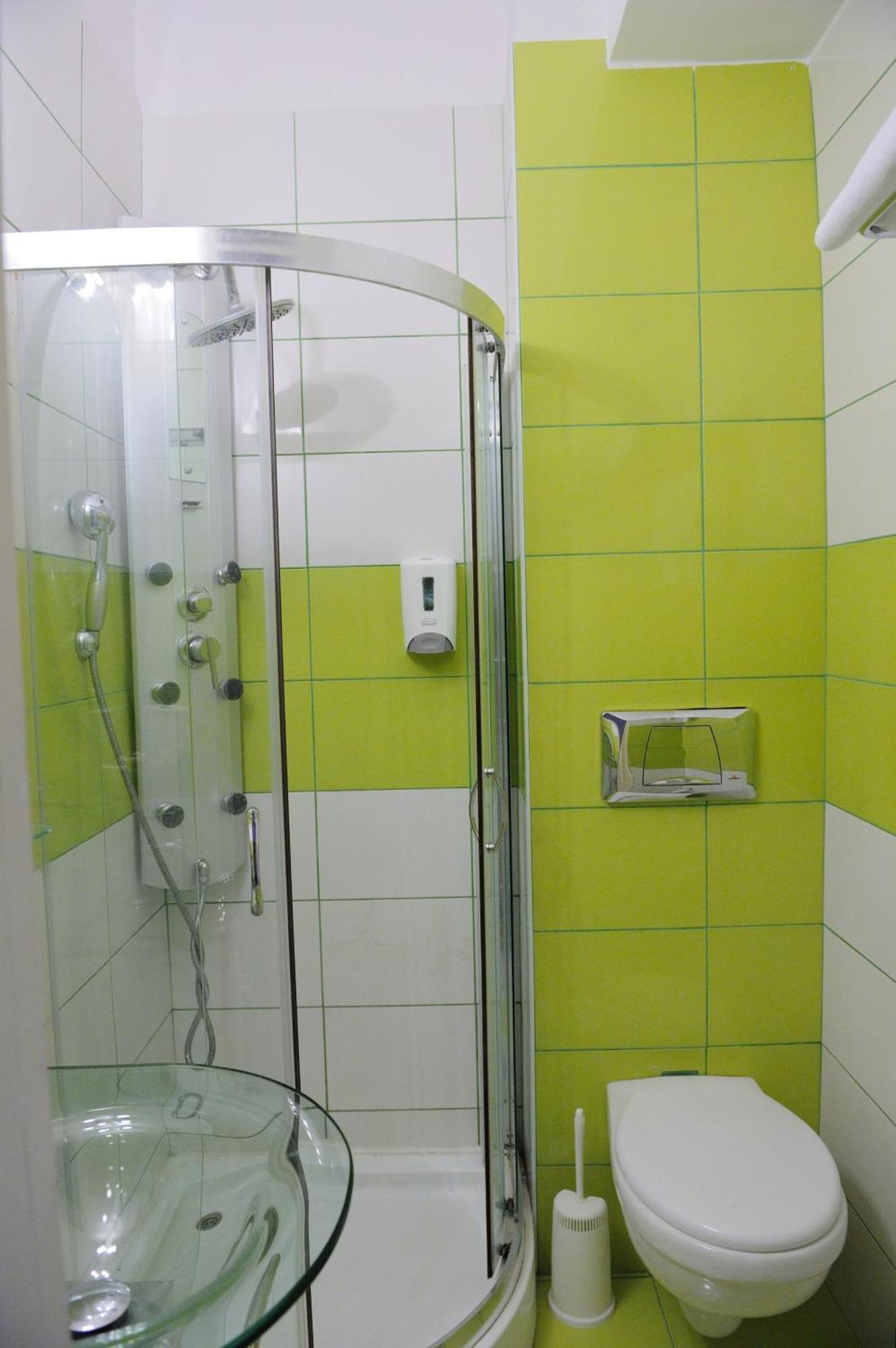 Adonis City Hotel Patras Buitenkant foto